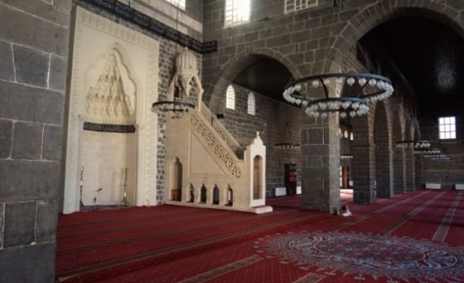 Valilik Acikladi Iste Siverek Te Cuma Namazi Kilinacak Camiler