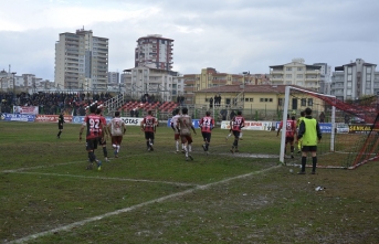 Siverek Belediyespor, lideri 3-1 mağlup etti
