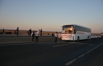 Siverek'te yolcu otobüsü kaza yaptı yaralılar var!
