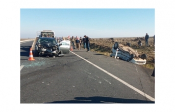 Siverek- Diyarbakır yolunda kaza: 5 yaralı