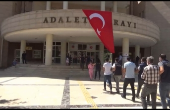 Şanlıurfa'da önceden belirlenen adreslere eş zamanlı olarak düzenlenen operasyonda 6 kişi gözaltına alındı