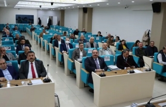 Birecik Belediye Başkanı: Sahil Parkını Büyükşehir Belediyesine verdik anamız ağladı!