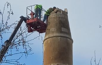 Siverek Sulu Camii minaresi yıkılmaya başlandı