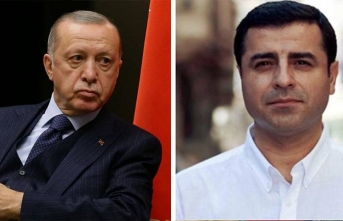 Demirtaş, Halk TV'nin sorularını yanıtladı.