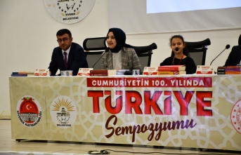 Siverek'te Cumhuriyetin 100. Yılında Türkiye sempozyumu düzenlendi