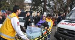 Adliye Önünde Taşlı Sopalı Kavga