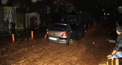 Siverek'te Akşam Saatlerinde Başlayan Fırtına