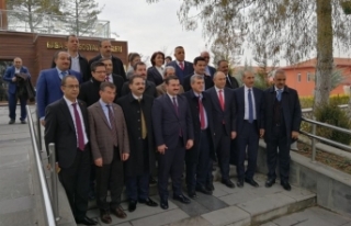 AK Parti Şanlıurfa belediye başkan adaylarıyla...