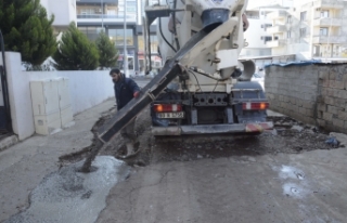 Siverek'te Cadde ve Sokaklarda Beton Çalışmaları...