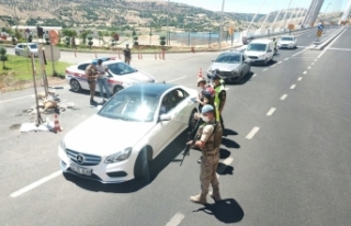 Jandarmadan havadan ve karadan trafik denetimi