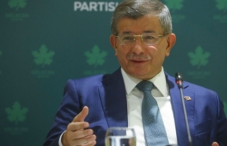 Ahmet Davutoğlu’ndan Selçuk Özdağ saldırısına...