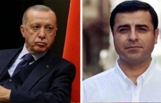 Demirtaş, Halk TV'nin sorularını yanıtladı.