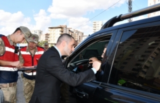 Siverek’te jandarma asayiş ve yol denetimi uygulaması