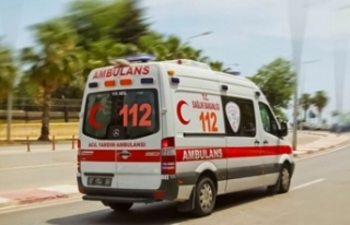 Siverek'te otomobil ile motosiklet çarpıştı:...