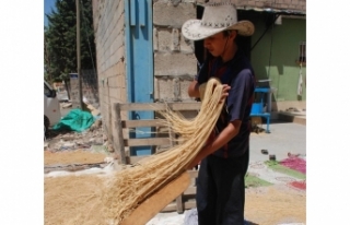 Siverek'te şehriye geleneği: Avlularda kurulan...