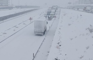 Siverek'te yoğun kar yağışından dolayı...