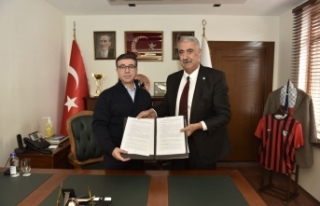 Başkan Bucak'tan belediye personeline güçlü...