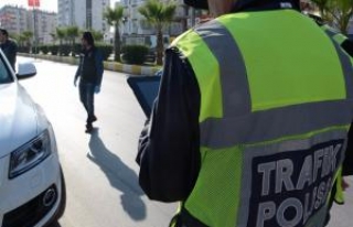 Bakan Soylu açıkladı! 5 bin trafik polisi alımı...