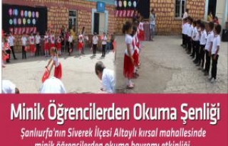 Minik Öğrencilerden Okuma Şenliği