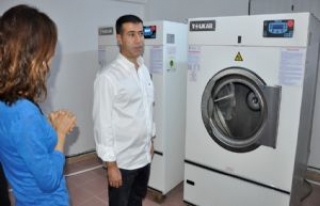 Belediyenin Ücretsiz Çamaşırhanesi Fabrika Gibi...