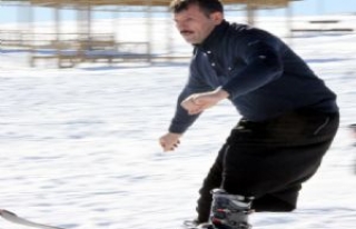 Karacadağ Kayak Merkezinde Kayak Sezonu Açıldı