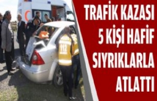 SİVEREK'TE TRAFİK KAZASI 5 YARALI