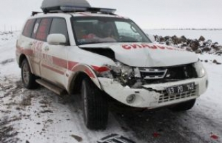 Ambulansın Kaza Anı Kameralara Yansıdı