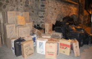 Siverek’te 300 Bin Paket Kaçak Sigara Ele Geçirildi.