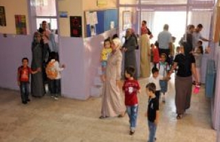 SİVEREK’TE İLK DERS ZİLİ ÇALINDI