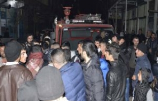 Yol Kapatan Mahalle Sakinleri Yine Eylemdeydi