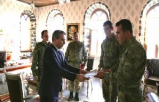 İlçe Kaymakamı Karagül'den Askeri Personele...