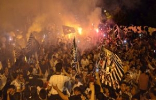 Siverek'te Beşiktaşlıların şampiyonluk sevinci