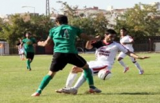 SİVEREK BELEDİYESPOR KENDİ SAHASINDA 1-0 YENİLDİ...