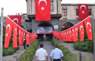 MHP İlçe Başkanlığından Şehitleri Anma Programı