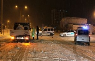 Diyarbakır-Siverek-Şanlıurfa Yolu Trafiğe Kapatıldı