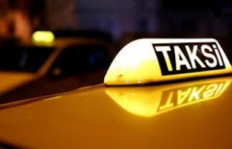 İstanbul'da taksicilerin yolcu seçtiği anlar