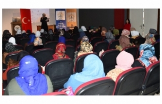Siverek'te kadınlar için Berat Kandili programı düzenlendi