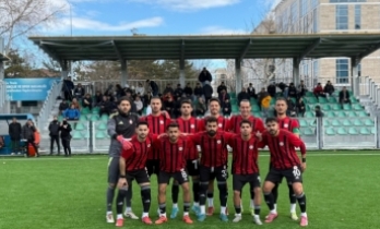 Siverek Belediyespor deplasmanda 3 puanı tek golle aldı