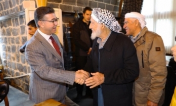 Başkan Bucak, Paşa Konağı’nda vatandaşlarla bayramlaştı