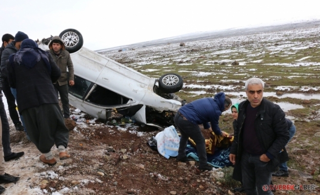 Siverek'te Trafik Kazası: 3  Yaralı