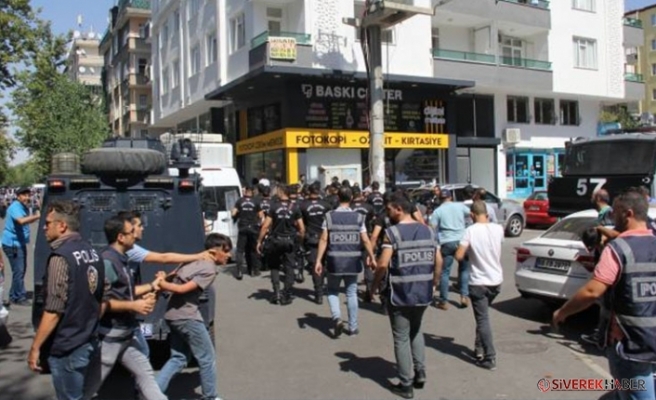 Diyarbakır'da HDP'lilere müdahale