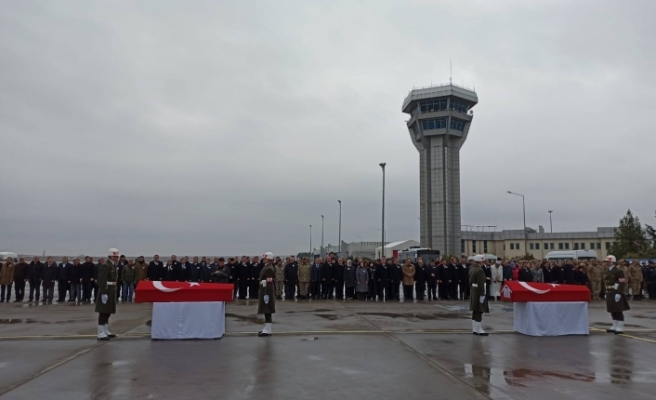 Şehit Binbaşı ve Teğmen Memleketlerine Uğurlandı