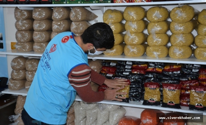 ‘İyilikhanem’ Çarşısı 800 ihtiyaç sahibi aileye yardım ulaştırdı