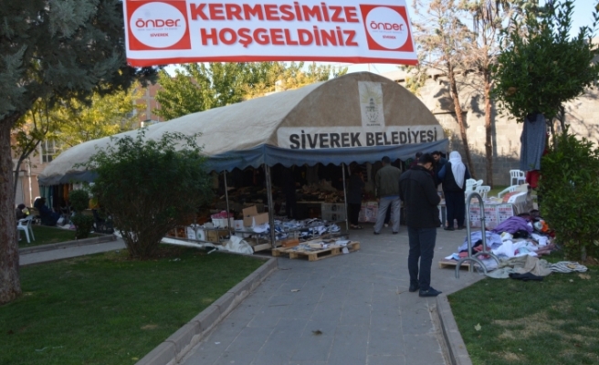 Siverek’te ihtiyaç sahibi öğrenciler için kermes düzenlendi