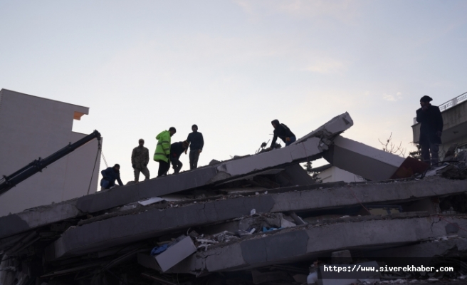 Deprem bölgesindeki 830 bin binada hasar tespit çalışması; 105 bini ağır hasarlı