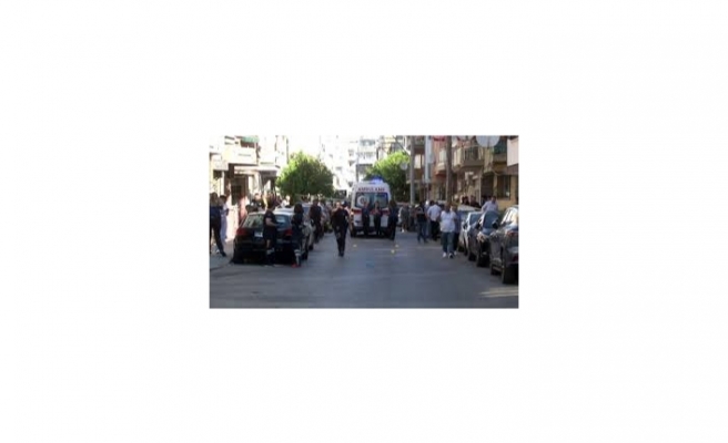 İzmir'de polis merkezine silahlı saldırı: 2 polis şehit oldu, 1'i ağır 2 polis yaralı