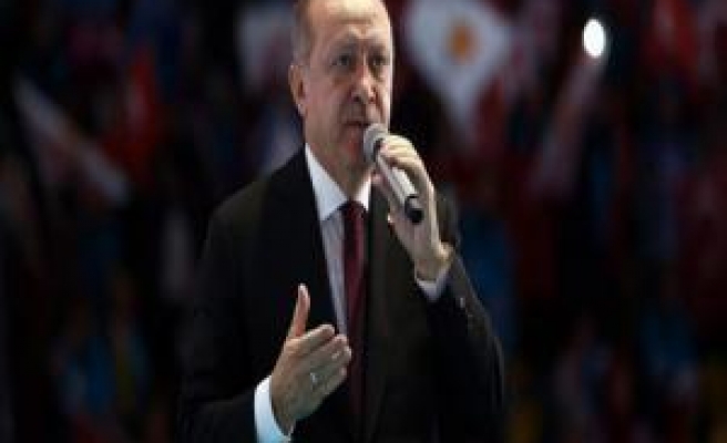 Erdoğan'ın açıkladığı AKP seçim beyannamesinden: OHAL sürecek!