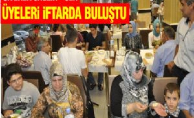 Sağlık - Sen Üyeleri İftarda Buluştu 