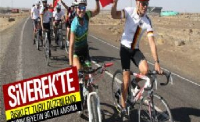 Siverek'te Cumhuriyetin 90.Yılı Anısına Bisiklet Turu Düzenlendi 