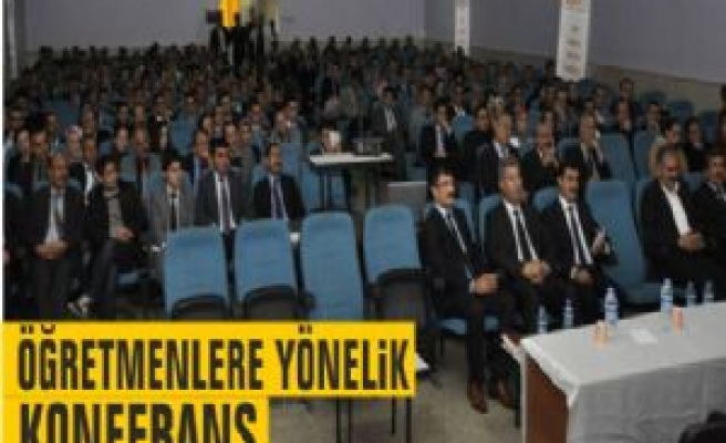 Siverek'te Öğretmenlere Yönelik Konferans